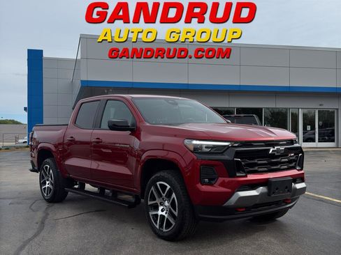 Used 2023 Chevrolet Colorado Z71 w/ Z71 Convenience Package 2 AWD/4WD image 1