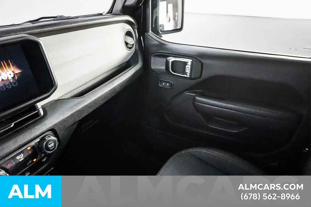 Used 2025 Jeep Wrangler Unlimited Sport AWD/4WD image 44