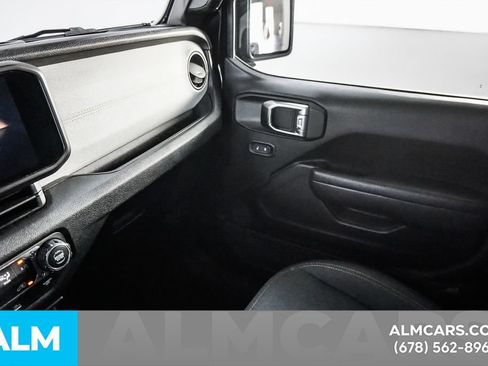 Used 2025 Jeep Wrangler Unlimited Sport AWD/4WD image 44