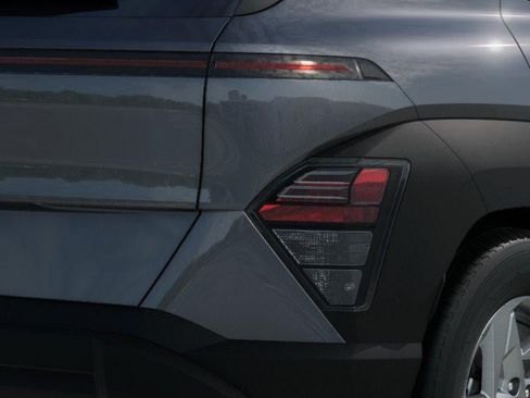 New 2027 Hyundai Kona SE FWD image 10