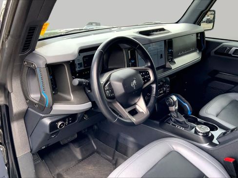 Used 2024 Ford Bronco Black Diamond AWD/4WD image 16