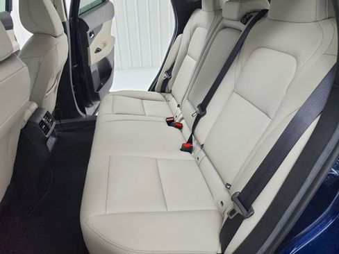 Used 2025 Nissan Murano SV image 32