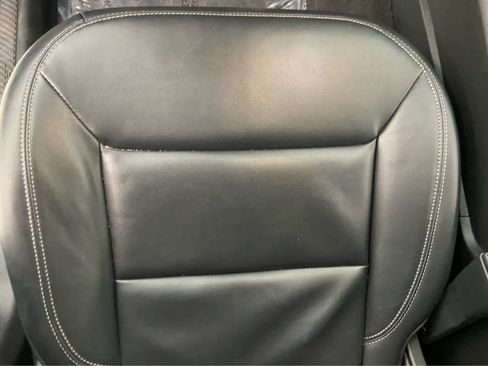 Used 2023 Ford Explorer XLT w/ Equipment Group 202A image 46