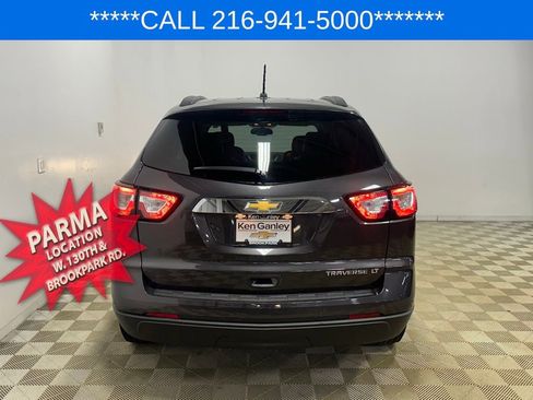 Used 2015 Chevrolet Traverse LT image 3