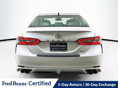 Used 2020 Toyota Camry XSE image 7