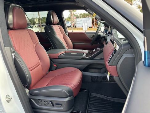 New 2026 INFINITI QX80 Autograph w/ Premium Cargo Package image 23