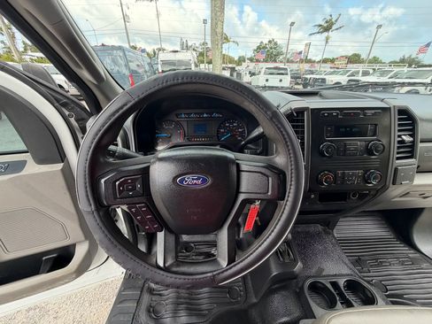 Used 2017 Ford F350 XL w/ Power Equipment Group AWD/4WD image 10