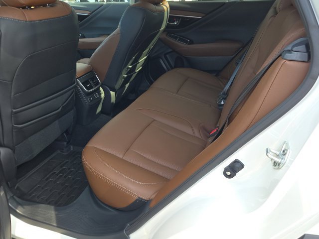 Certified 2025 Subaru Outback Touring XT AWD/4WD image 13