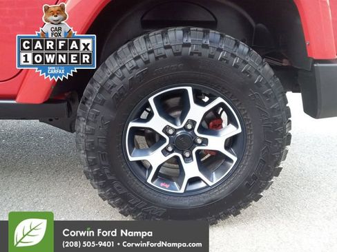 Used 2018 Jeep Wrangler Unlimited Sahara image 29