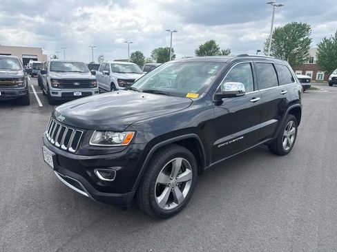 Used 2014 Jeep Grand Cherokee Limited w/ Trailer Tow Group IV image 3