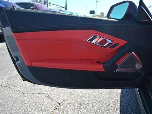 Used 2025 BMW Z4 M40i w/ Premium Package image 20