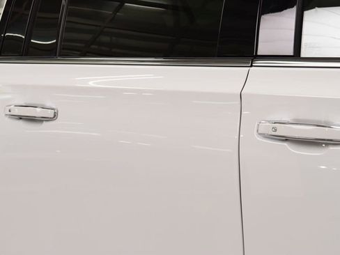 Used 2024 GMC Yukon XL Denali AWD/4WD image 19