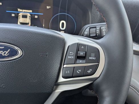 New 2026 Ford Explorer Active w/ Active Comfort Package image 30