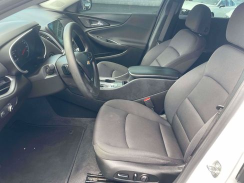 Used 2023 Chevrolet Malibu LT FWD image 5