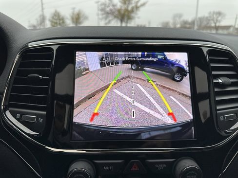 Used 2020 Jeep Grand Cherokee Limited X image 70