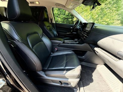 Used 2022 Nissan Pathfinder SL FWD image 38