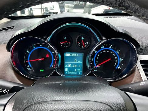 Used 2015 Chevrolet Cruze LTZ image 12