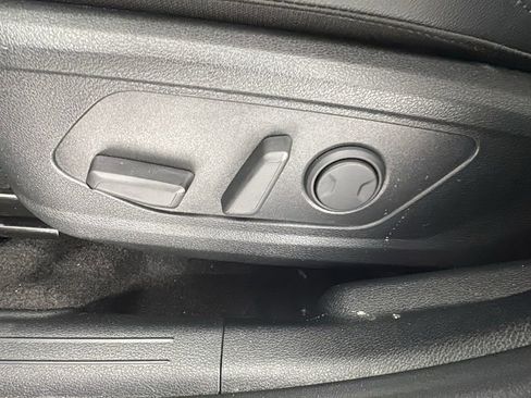 Used 2025 Kia Sportage X-Line image 11