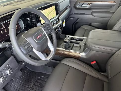 New 2026 GMC Sierra 1500 Elevation w/ Elevation Premium Package AWD/4WD image 10