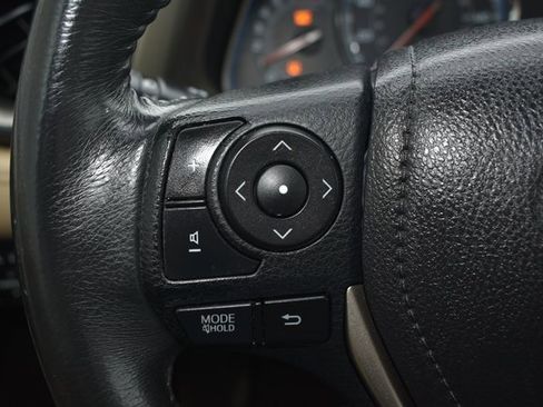 Used 2013 Toyota RAV4 Limited image 20