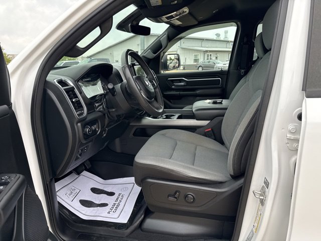 Used 2025 RAM 1500 Big Horn AWD/4WD image 15