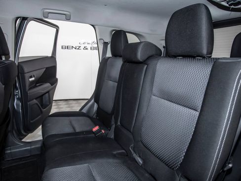 Used 2018 Mitsubishi Outlander ES FWD image 15