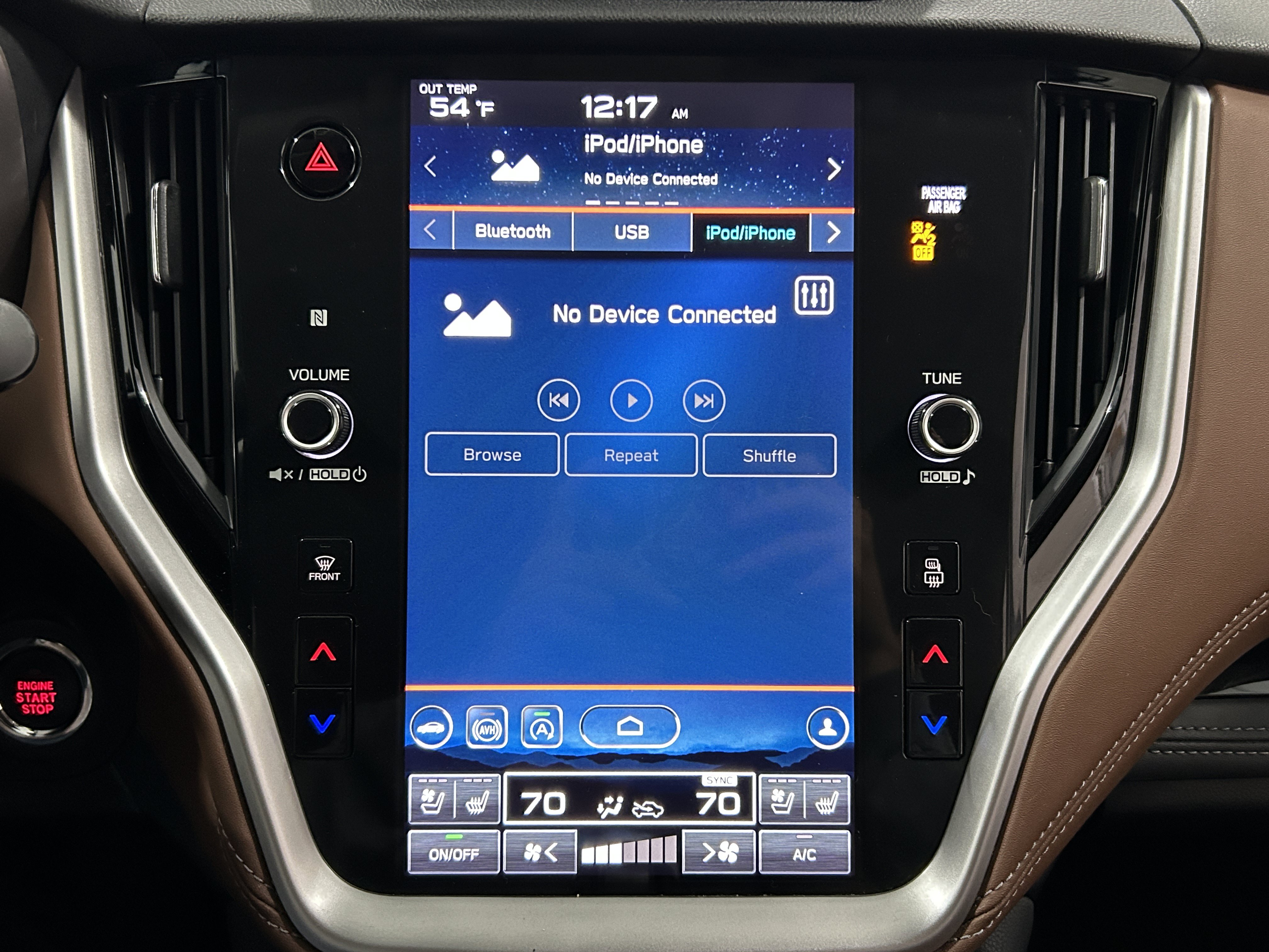 Used 2020 Subaru Outback Touring XT AWD/4WD image 6