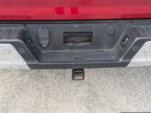 Used 2022 Ford F150 Lariat w/ Equipment Group 502A High image 9