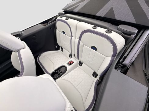 Certified 2026 MINI Cooper Convertible FWD image 22