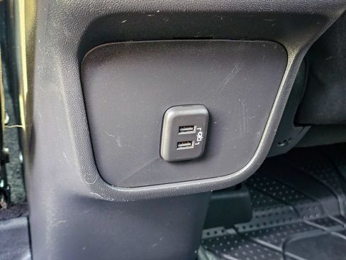 Used 2020 Chevrolet Equinox LT w/ Driver Convenience Package AWD/4WD image 31