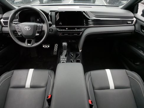 Certified 2025 Toyota Camry SE image 10