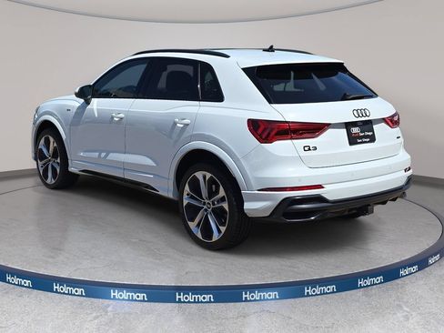 Certified 2022 Audi Q3 2.0T Premium Plus w/ Premium Plus Package AWD/4WD image 8