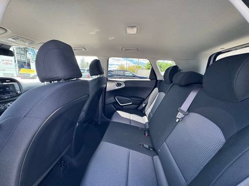 Used 2024 Kia Soul LX w/ Option Group 015 FWD image 18