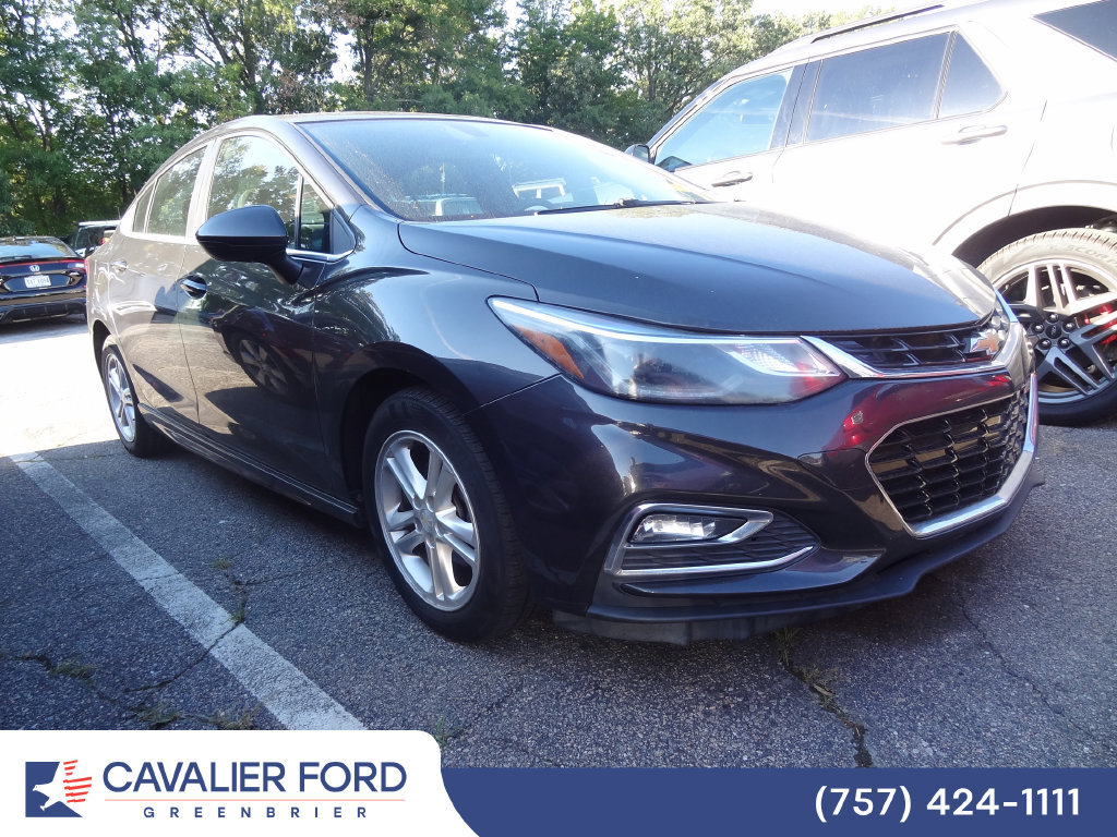 Used 2017 Chevrolet Cruze LT w/ RS Package FWD image 1