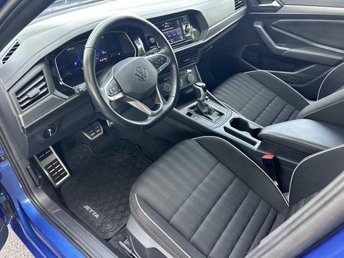 Used 2024 Volkswagen Jetta Sport FWD image 12