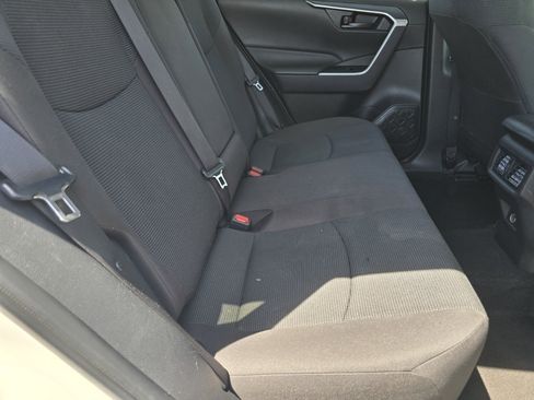 Certified 2024 Toyota RAV4 LE AWD/4WD image 18