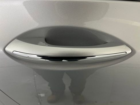 Used 2019 Lincoln MKZ Reserve image 49