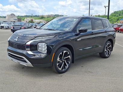 New 2025 Mitsubishi Outlander SE