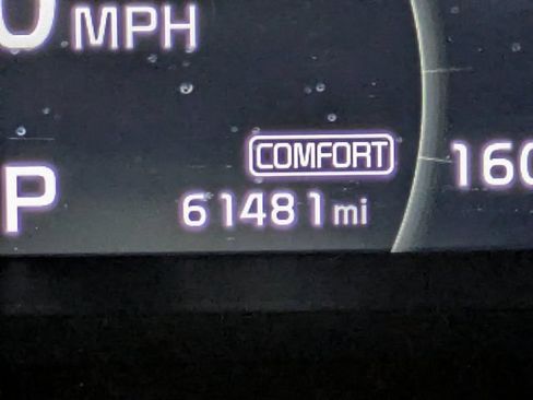 Used 2020 Kia Sorento EX FWD image 30