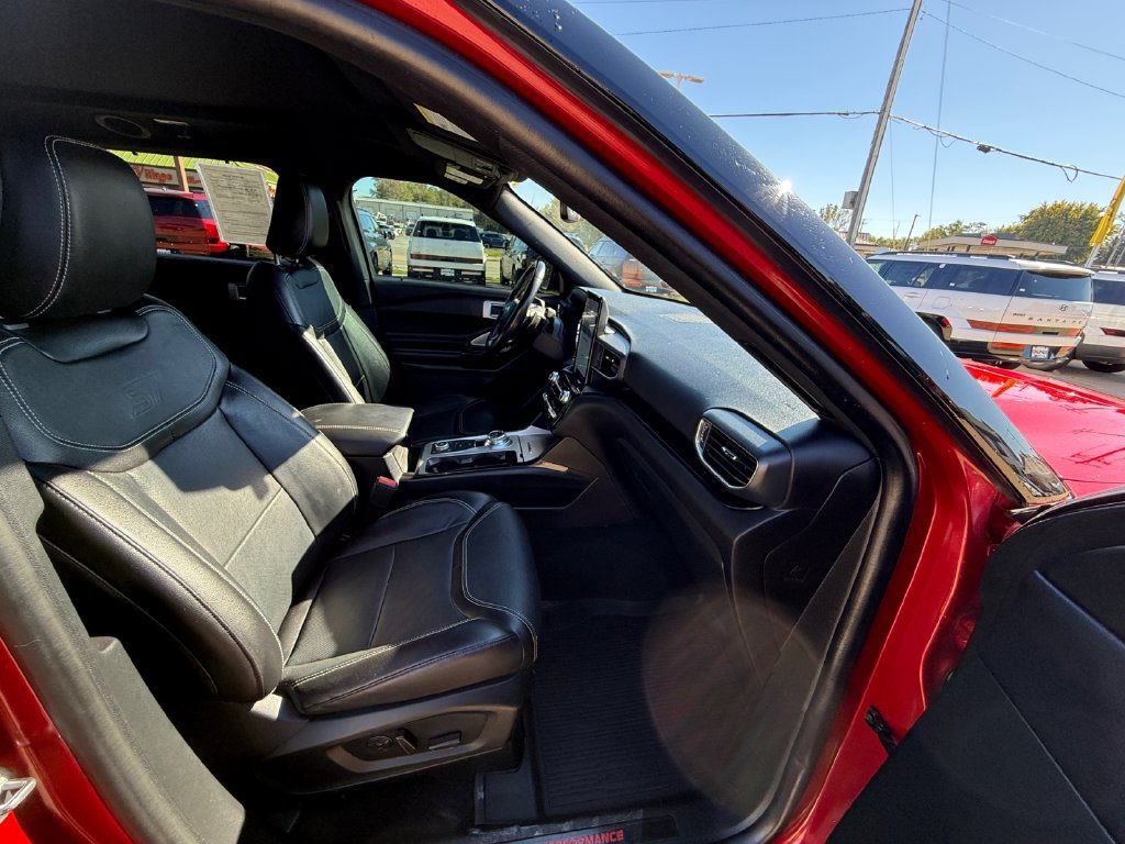 Used 2021 Ford Explorer ST w/ Equipment Group 401A AWD/4WD image 23