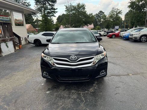 Used 2013 Toyota Venza XLE AWD/4WD image 2