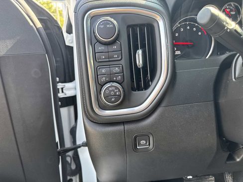 Used 2022 Chevrolet Silverado 1500 LT Trail Boss w/ Safety Package image 20