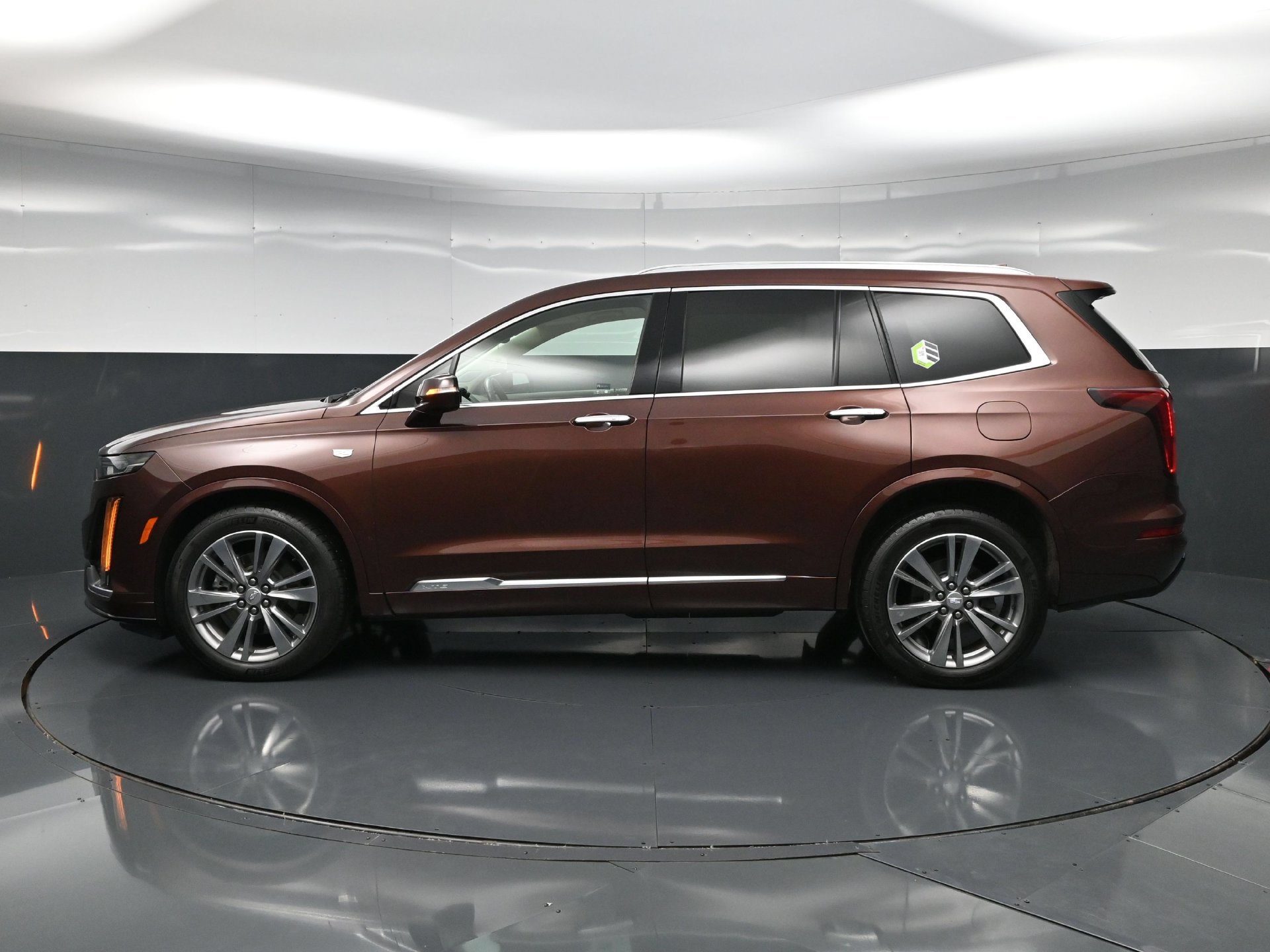 Used 2022 Cadillac XT6 Premium Luxury FWD image 5