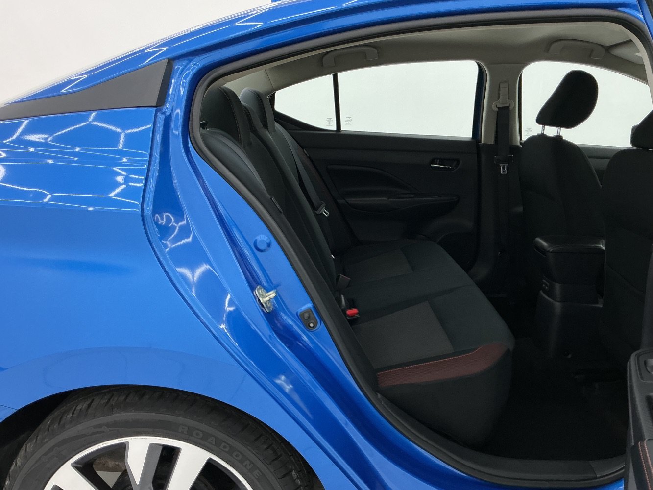 Used 2020 Nissan Versa SR w/ Convenience Package FWD image 21