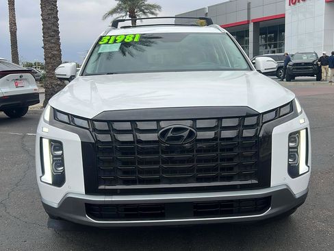 Used 2023 Hyundai Palisade Limited image 2