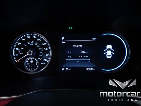 Used 2023 Genesis G70 2.0T w/ Sport Prestige Package RWD image 36