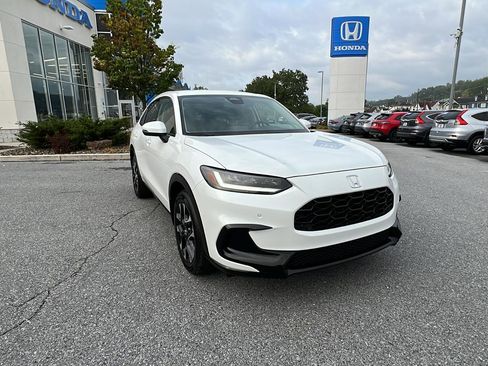 New 2026 Honda HR-V EX-L image 2