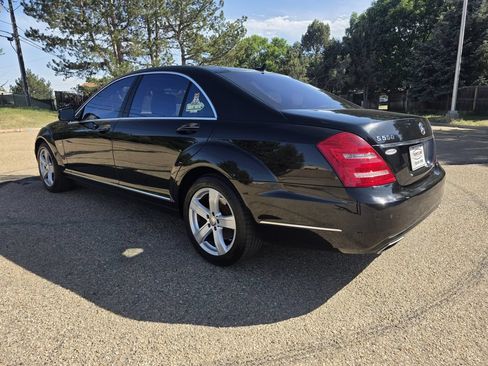 Used 2012 Mercedes-Benz S 550 4MATIC image 3
