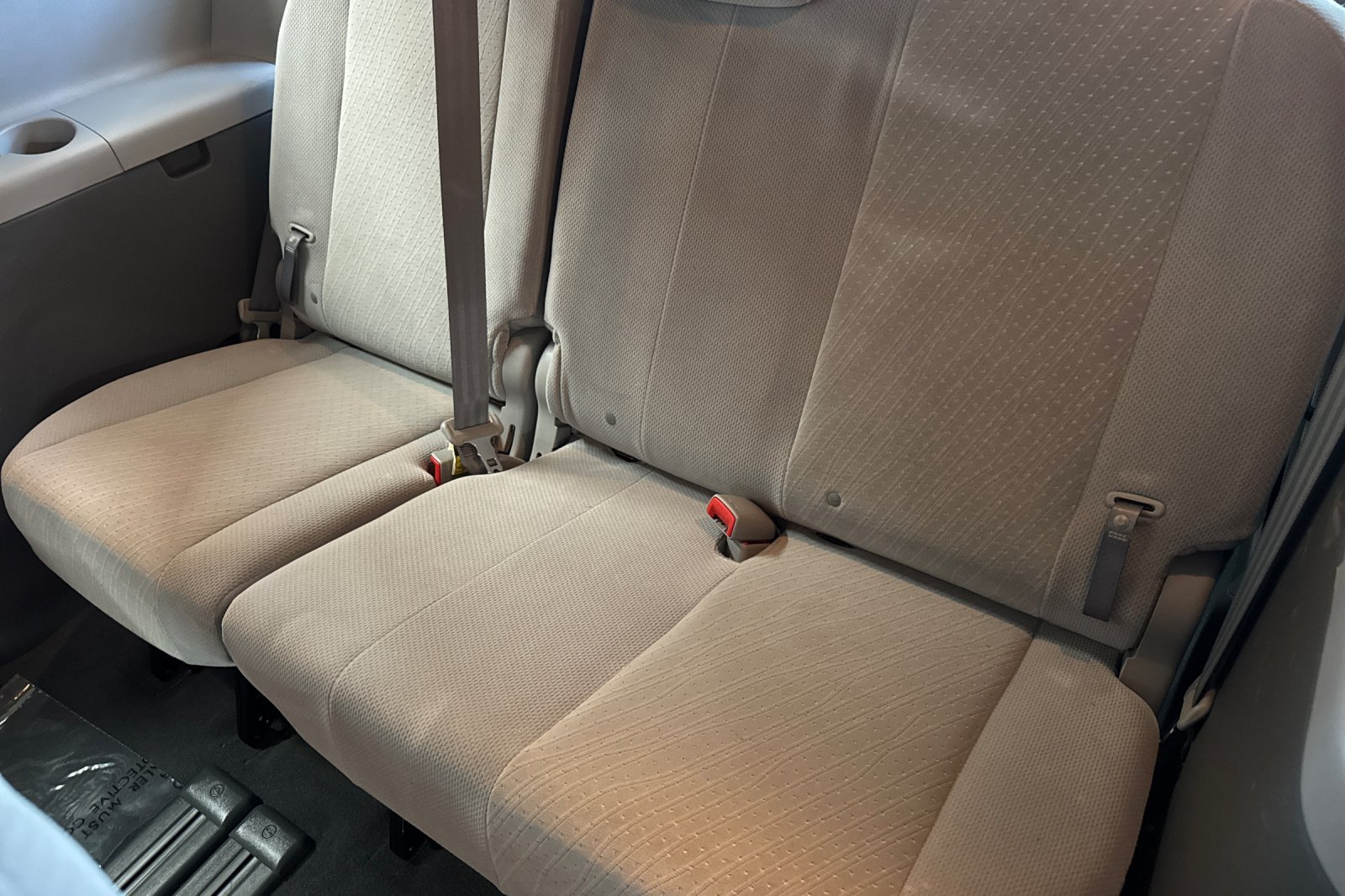 Used 2020 Toyota Sienna LE FWD image 16