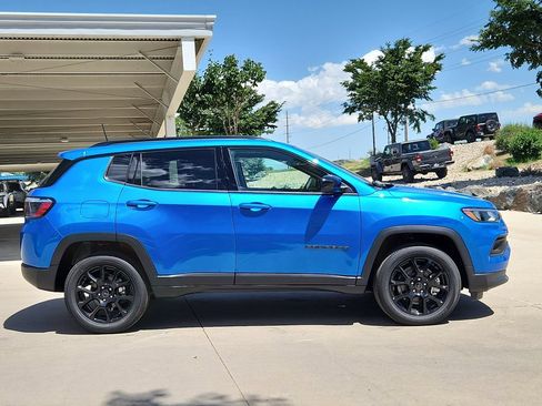 New 2026 Jeep Compass Latitude AWD/4WD image 2